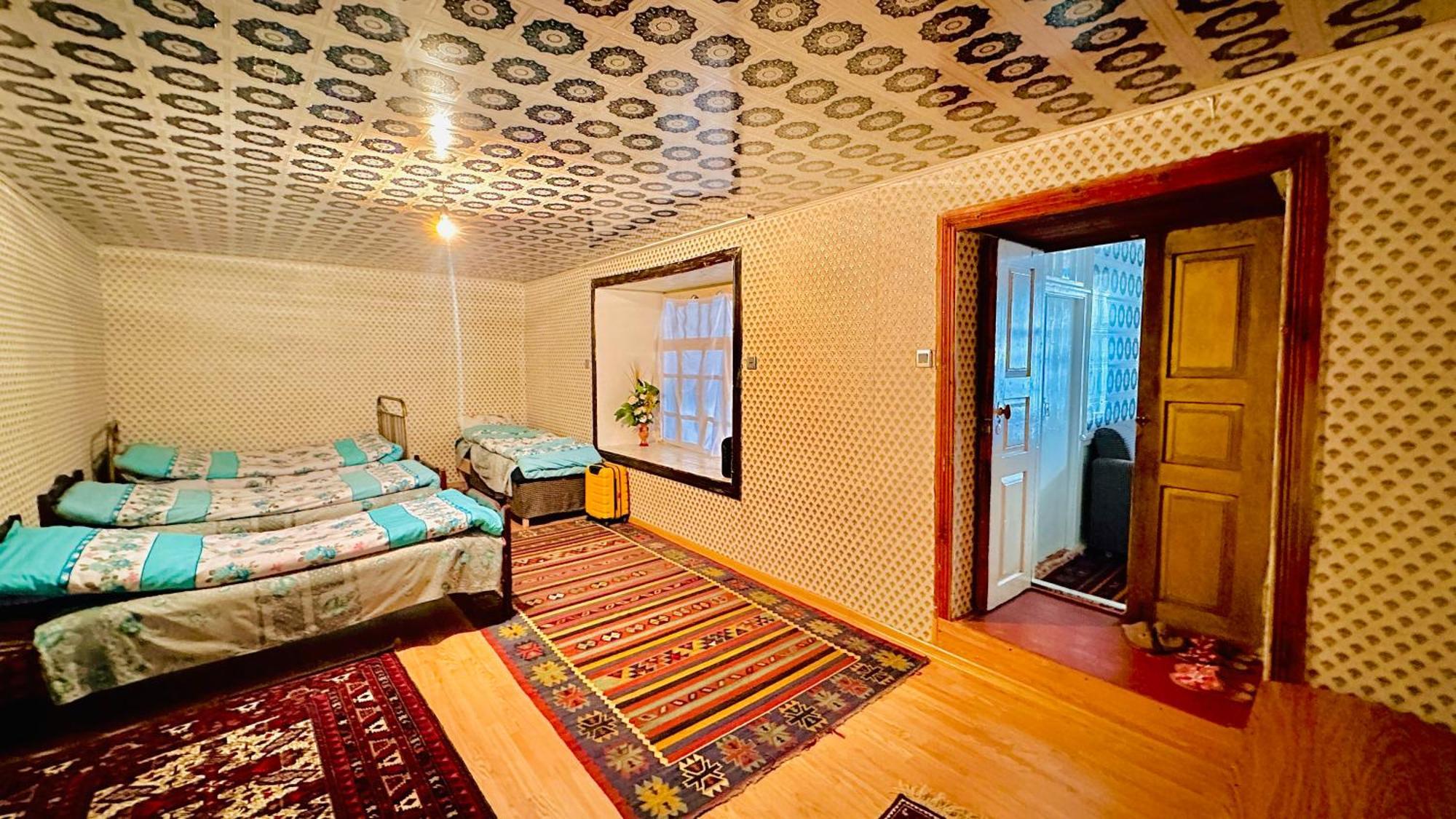 Zaur Guest Hause Hotel Xinaliq Eksteriør billede